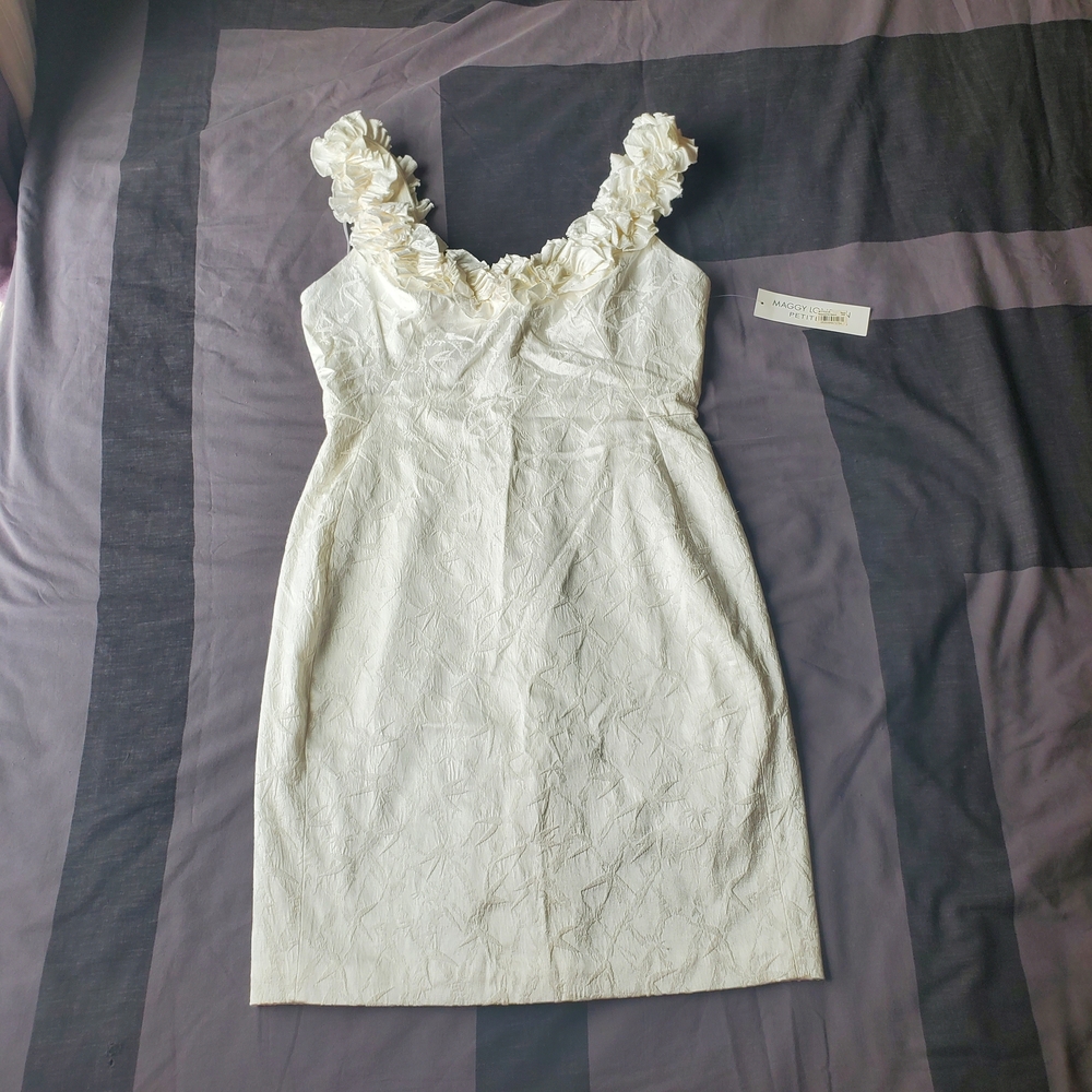 Maggy London Size 12 PETITE with zipper Formal Chic White Floral Ruffled Dress